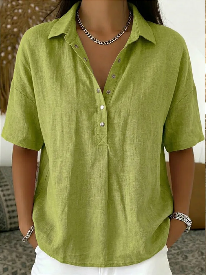 Blusa con colletto e dettaglio dei bottoni