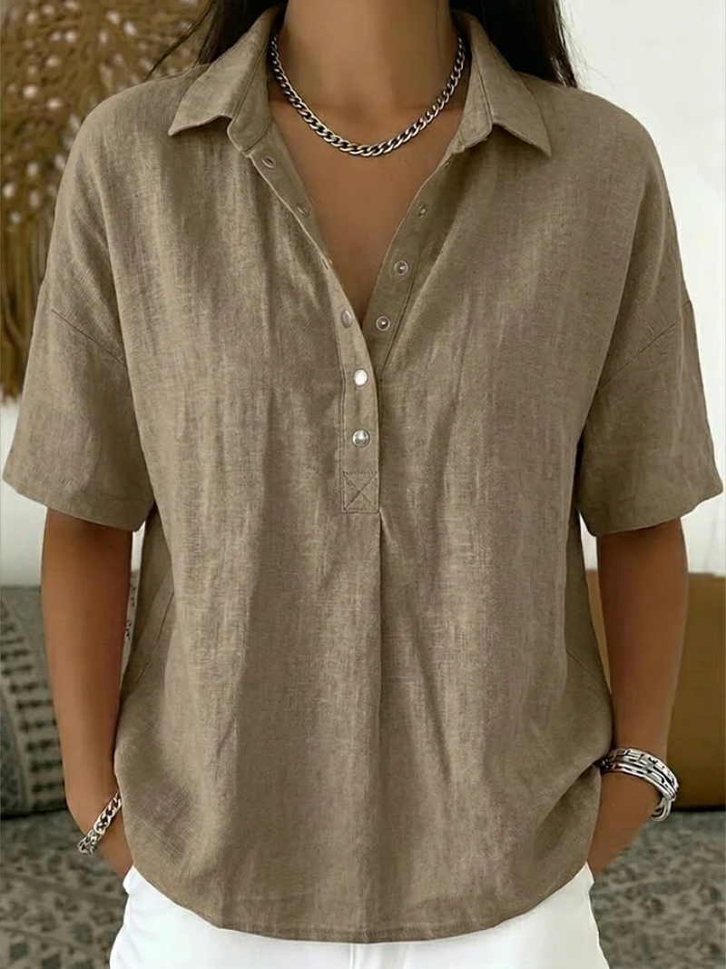 Blusa con colletto e dettaglio dei bottoni