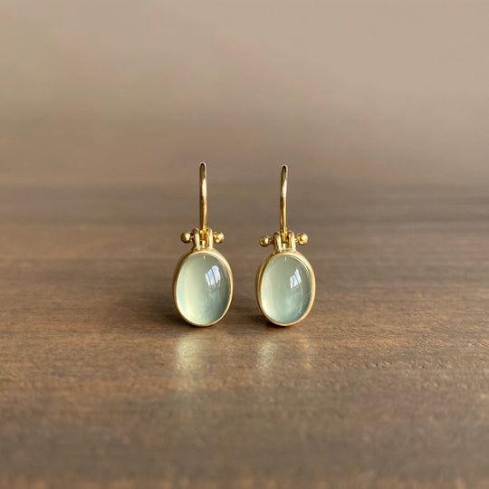 Orecchini Vintage in Pietra Lunare Verde