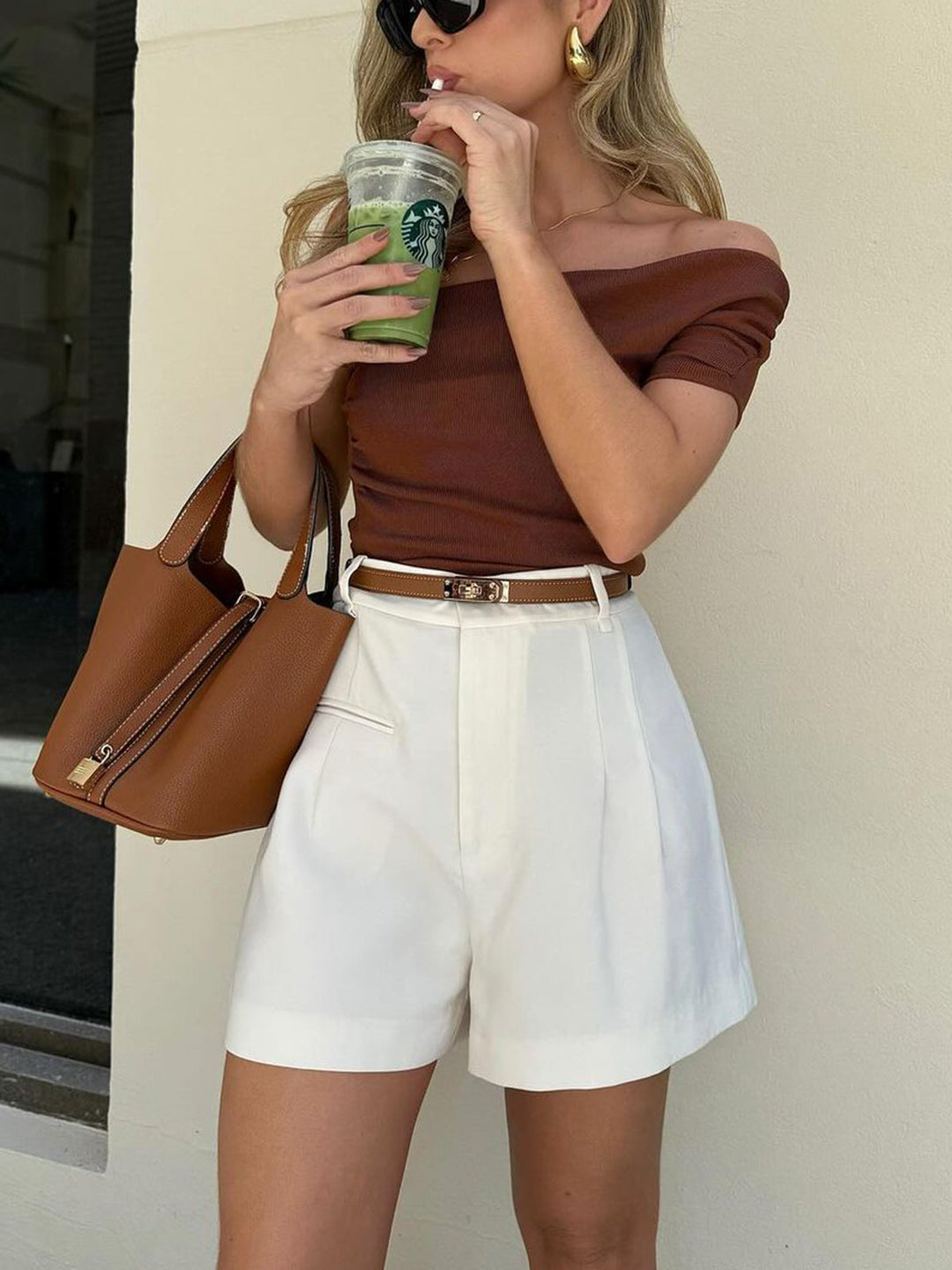 Marloes - Eleganti pantaloni corti a vita alta