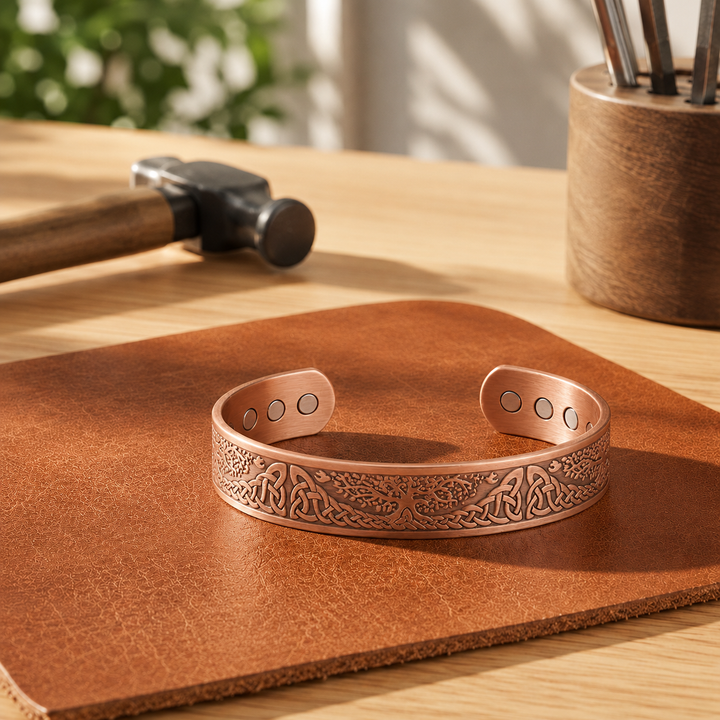 Cuff Bracelet in Copper by Stella
