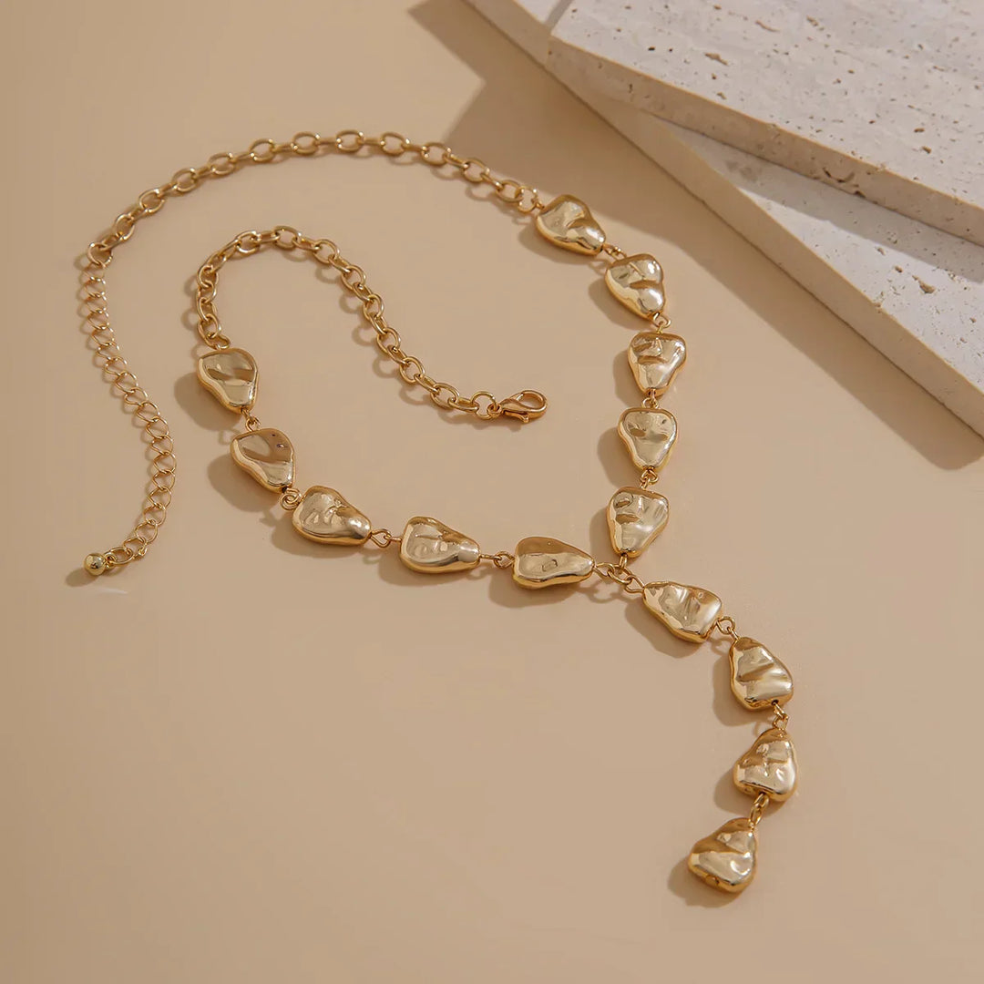 Collana Lariat Ispirata alla Pietra Moderna