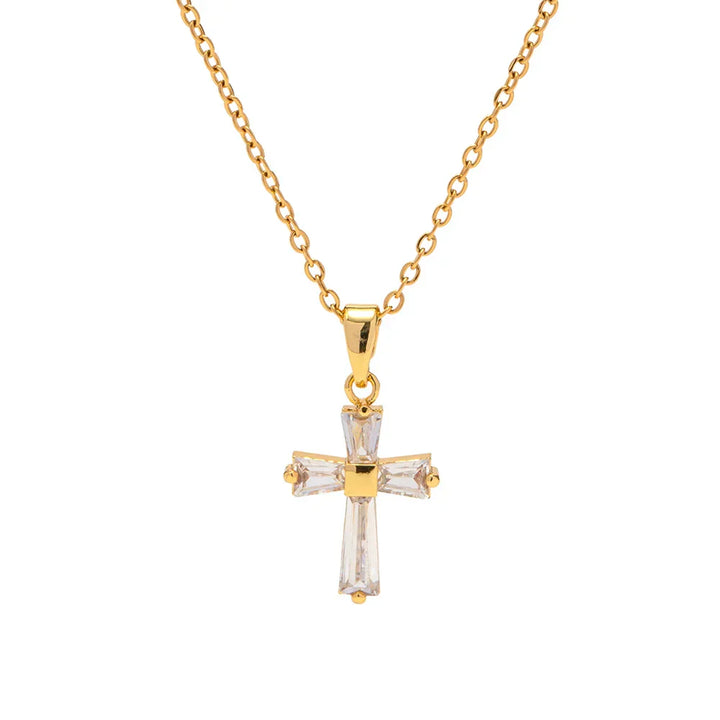 Collana con Pendente a Croce di Diamanti Delicati