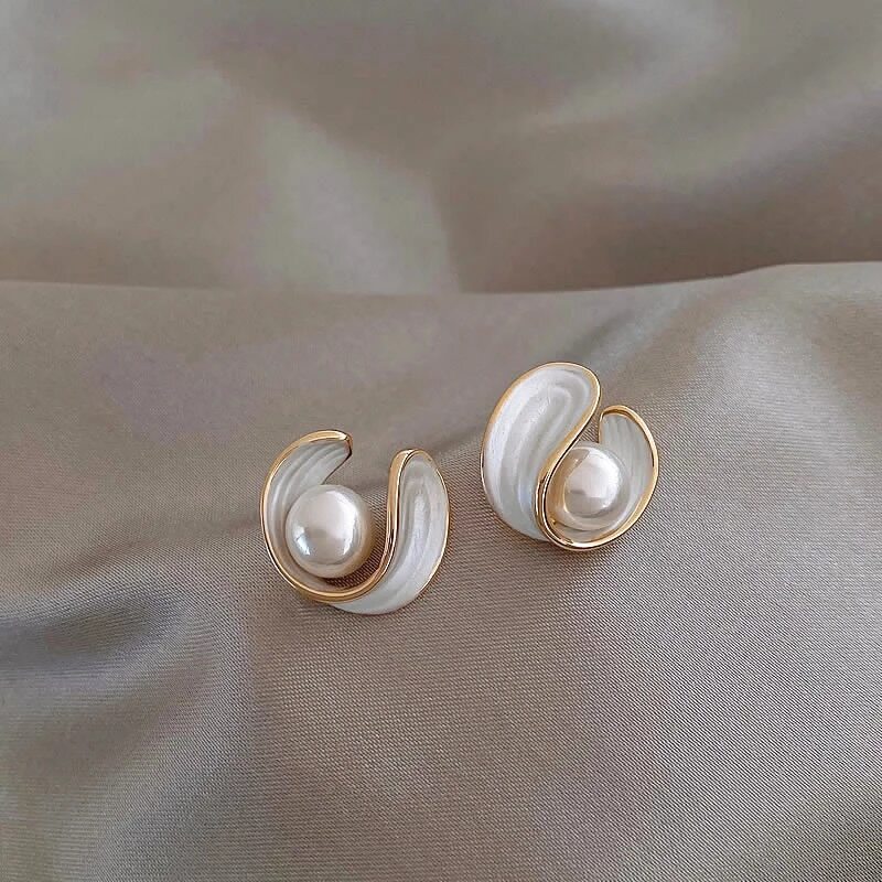 Orecchini a Bottone in Perla d'Oro Classica