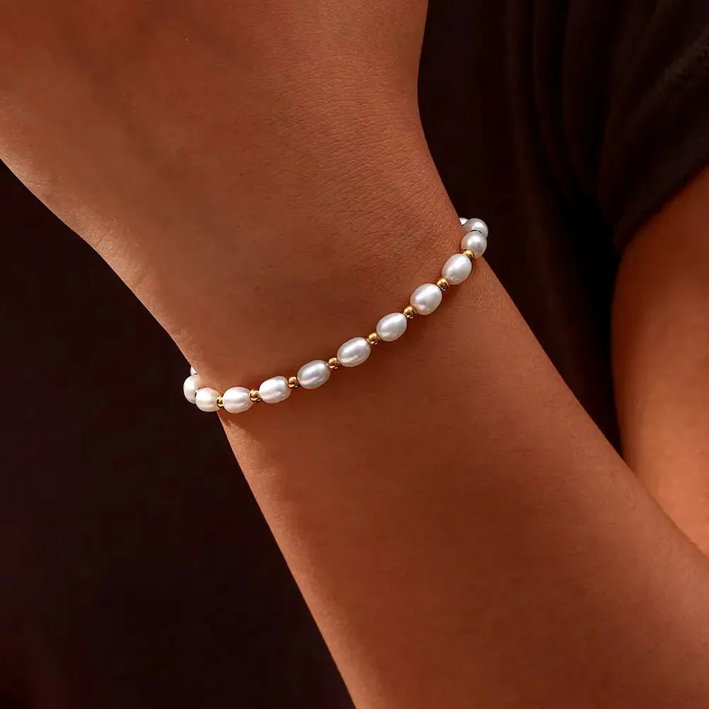 Elegante Parel e Bracciale in Oro