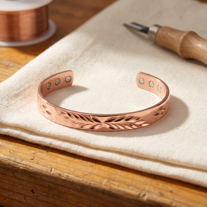 Bracciale in Rame Lunare di Vera