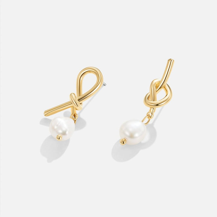 Orecchini color oro Intrecciato e Perle di Acqua Dolce